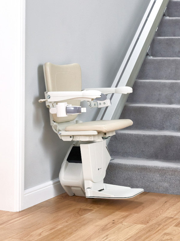 (50%) Handicare 1100 Straight Stairlift